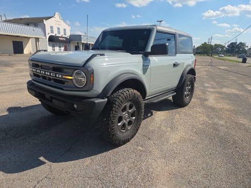 Used 2024 Ford Bronco Big Bend AWD/4WD image 3