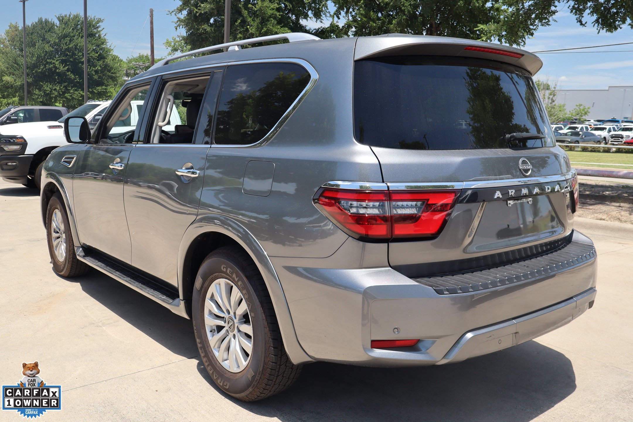 Used 2024 Nissan Armada SV w/ Cargo Package AWD/4WD image 7