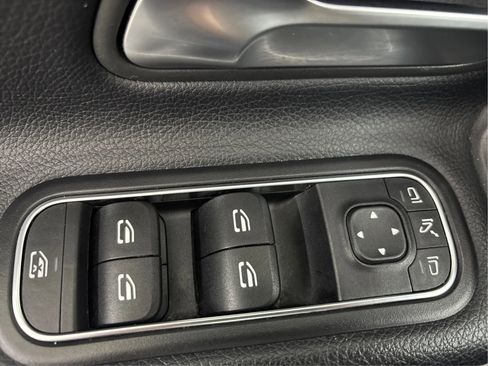 Used 2019 Mercedes-Benz A 220 4MATIC image 42