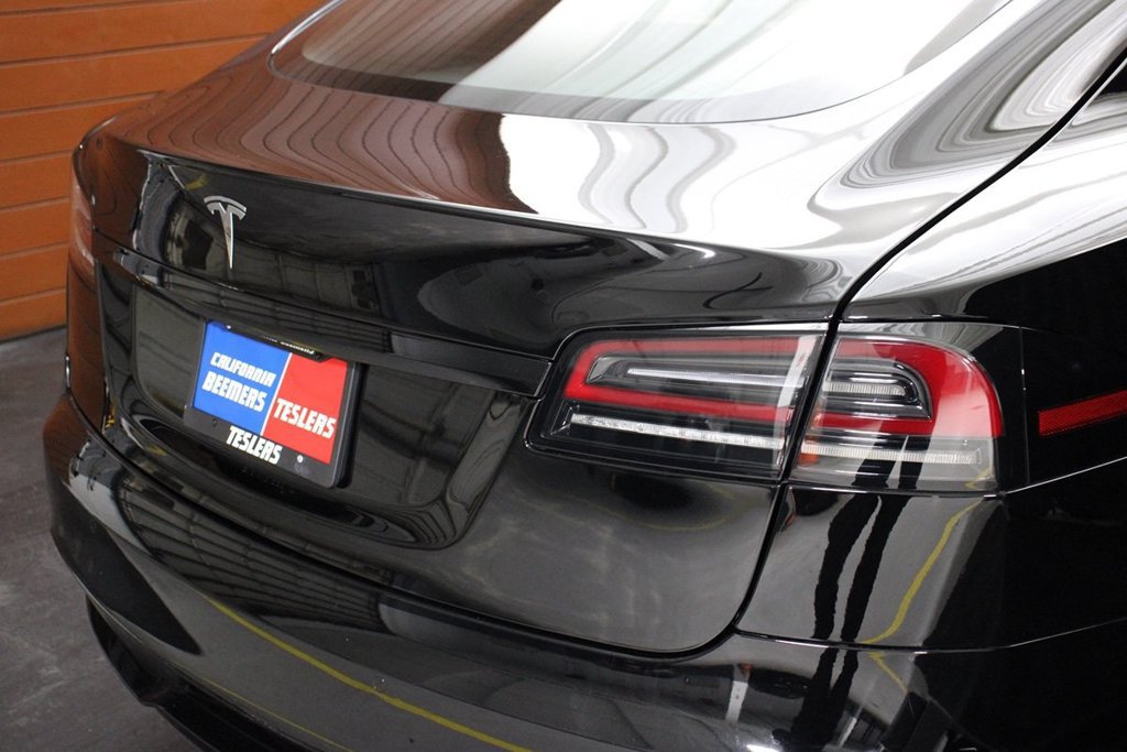 Used 2022 Tesla Model S AWD/4WD image 10