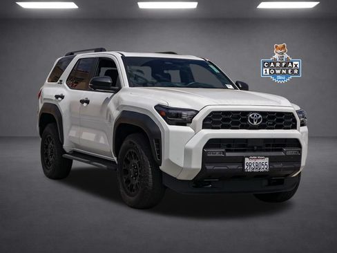 Used 2025 Toyota 4Runner TRD Off-Road Premium w/ Tow Technology Package AWD/4WD image 2
