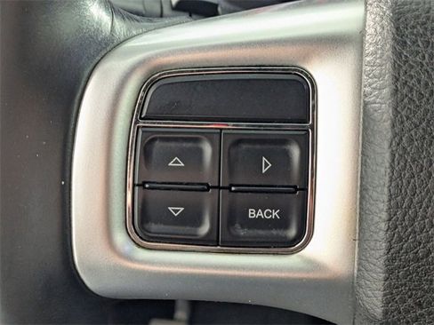 Used 2016 Dodge Grand Caravan R/T image 15