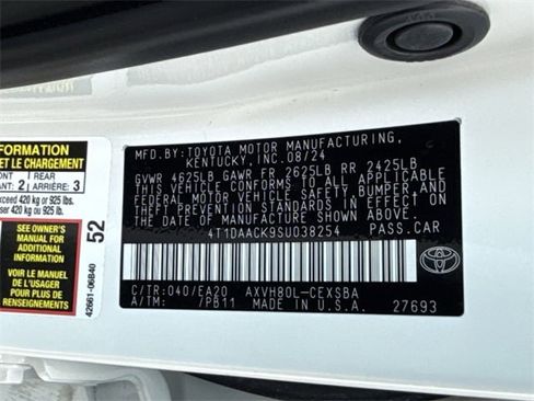 Used 2025 Toyota Camry SE w/ Convenience Package image 35