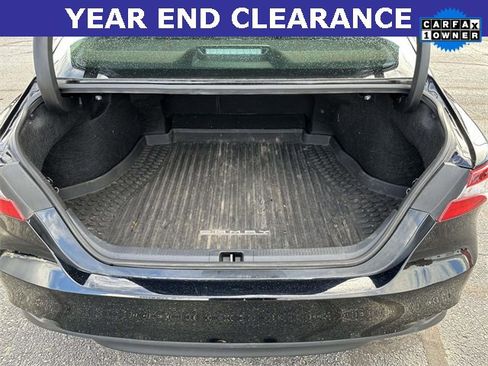 Used 2023 Toyota Camry LE image 11