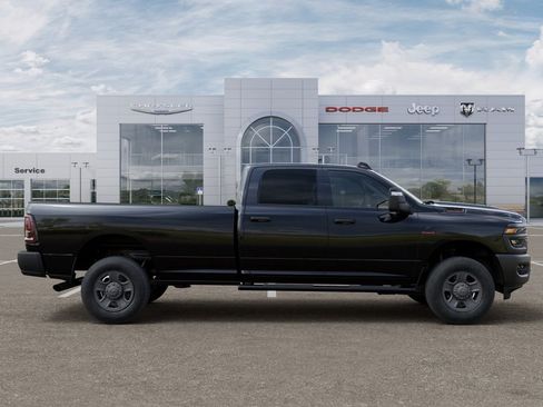 New 2026 RAM 3500 Tradesman AWD/4WD image 23