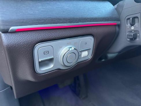 Used 2020 Mercedes-Benz GLE 350 4MATIC w/ 3rd Row Seat Package image 33