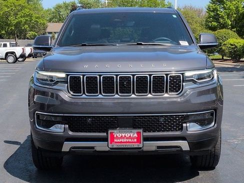 Used 2022 Jeep Wagoneer Series III w/ Premium Group I AWD/4WD image 4