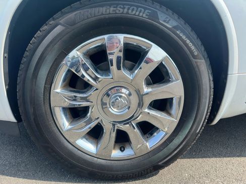 Used 2016 Buick Enclave Leather w/ Trailering Package image 27