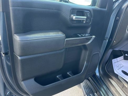 Used 2019 Chevrolet Silverado 1500 LTZ w/ LTZ Plus Package AWD/4WD image 18
