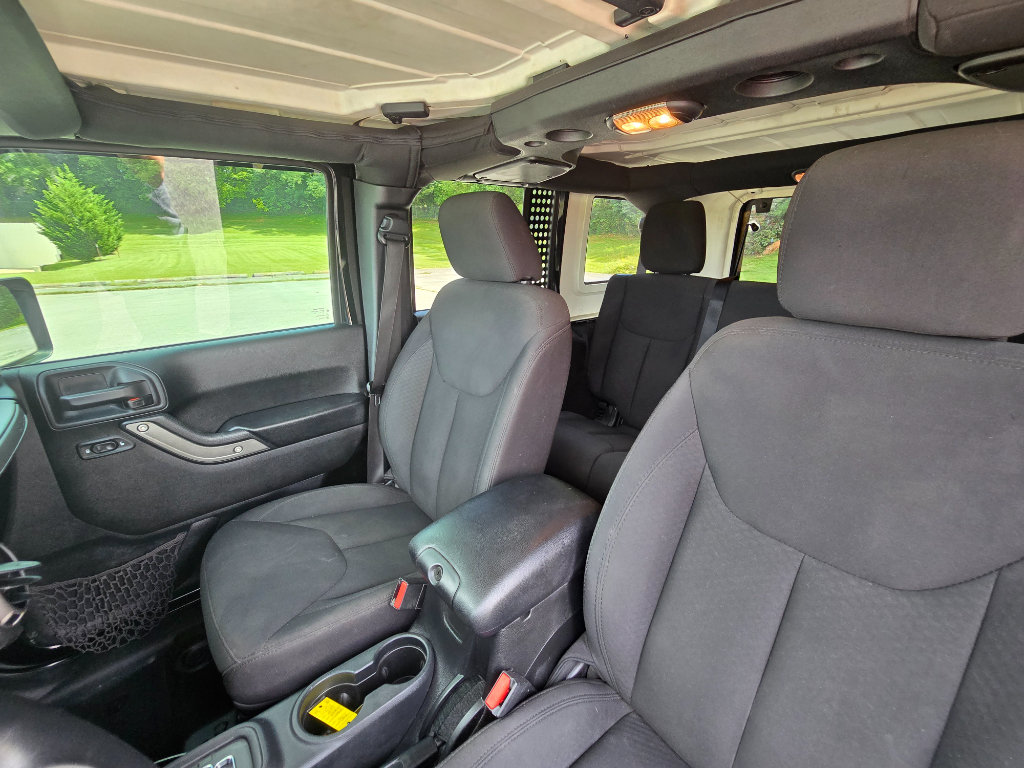 Used 2016 Jeep Wrangler Unlimited Sport w/ Quick Order Package 24S AWD/4WD image 12