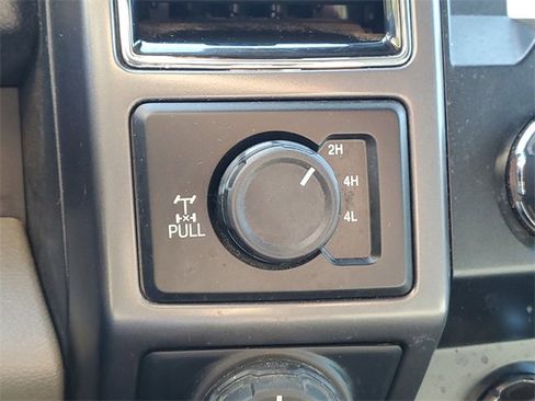 Used 2019 Ford F150 XLT w/ Equipment Group 302A Luxury image 26