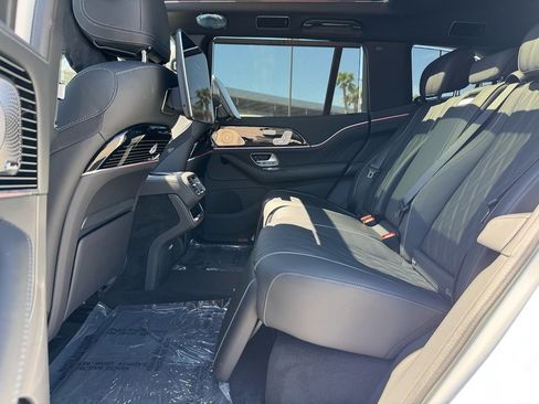 New 2026 Mercedes-Benz Maybach GLS 600 4MATIC image 15