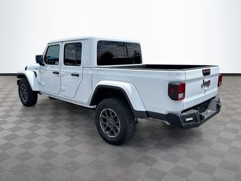 Used 2023 Jeep Gladiator Overland AWD/4WD image 8