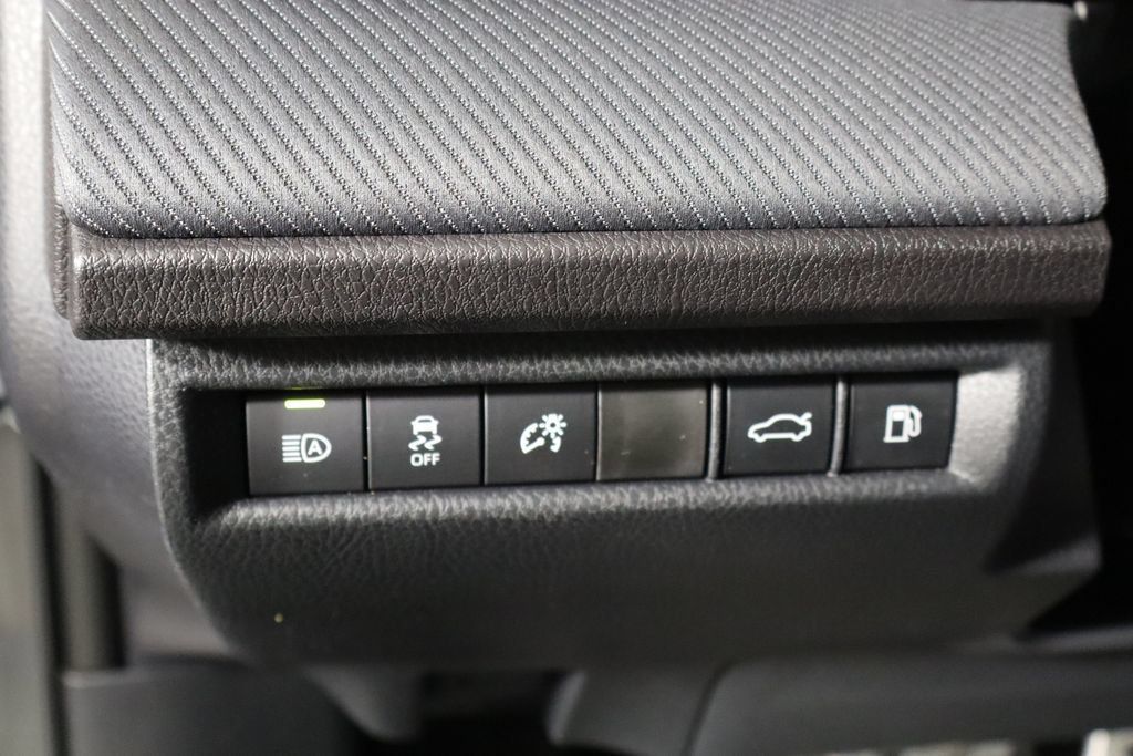 Used 2026 Toyota Camry SE w/ Convenience Package FWD image 20