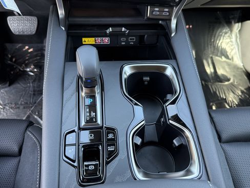 New 2026 Lexus RX 450h RX 450h+ Luxury image 24