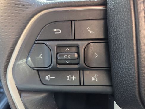 Used 2025 Toyota 4Runner TRD Off-Road Premium image 27