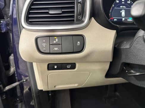 Used 2020 Kia Sorento EX FWD image 19