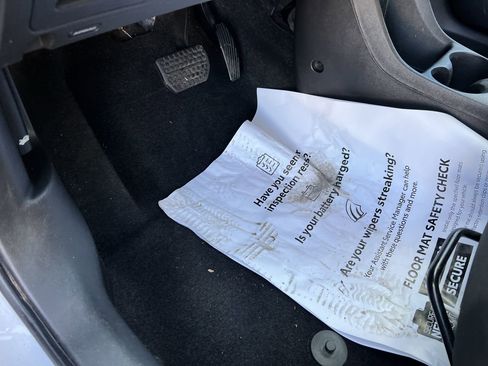 Used 2020 Chevrolet Spark LT image 17