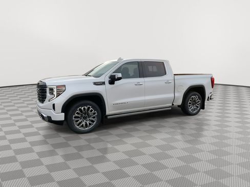 Used 2023 GMC Sierra 1500 Denali Ultimate image 3