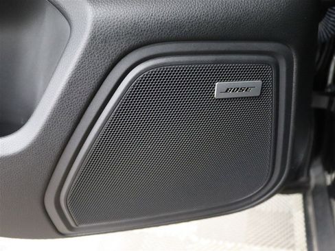 Used 2022 Porsche Macan AWD/4WD image 22