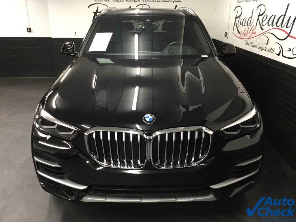 Used 2023 BMW X5 xDrive40i w/ Premium Package AWD/4WD image 4