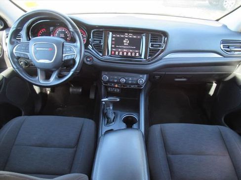 Used 2022 Dodge Durango SXT image 11