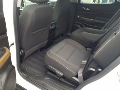 Used 2023 GMC Acadia SLE AWD/4WD image 20