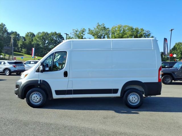Used 2024 RAM ProMaster 2500 w/ Convenience Group FWD image 13