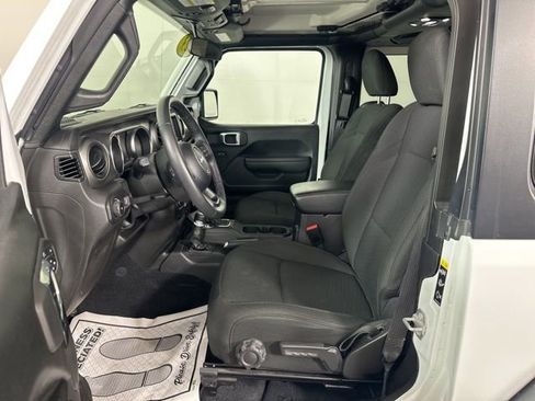 Used 2023 Jeep Wrangler Sport S image 18