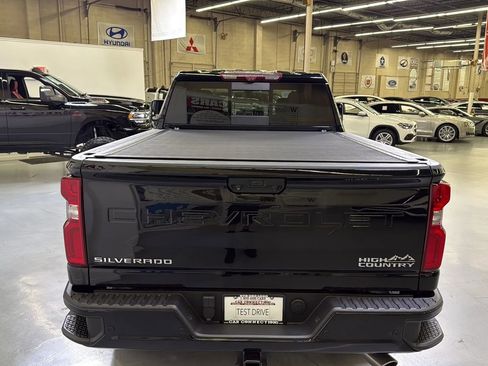 Used 2023 Chevrolet Silverado 3500 High Country w/ Z71 Off-Road Package AWD/4WD image 15