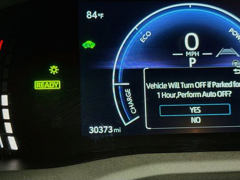 Used 2025 Toyota Camry SE FWD image 19