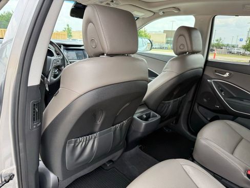 Used 2019 Hyundai Santa Fe XL FWD image 23