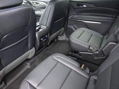 New 2026 Chevrolet Traverse LT w/ Midnight/Sport Edition image 19