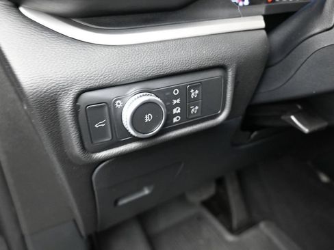 Certified 2021 Ford Explorer XLT w/ Equipment Group 202A RWD image 13