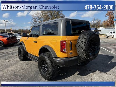 Used 2022 Ford Bronco Black Diamond image 7