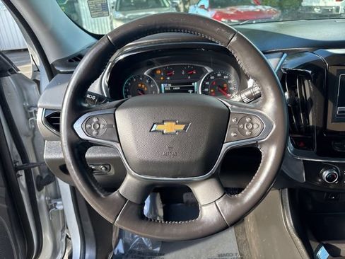 Used 2018 Chevrolet Traverse LT w/ LPO, Black Accent Package AWD/4WD image 32