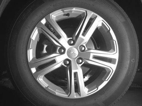 Used 2024 GMC Terrain SLE image 14