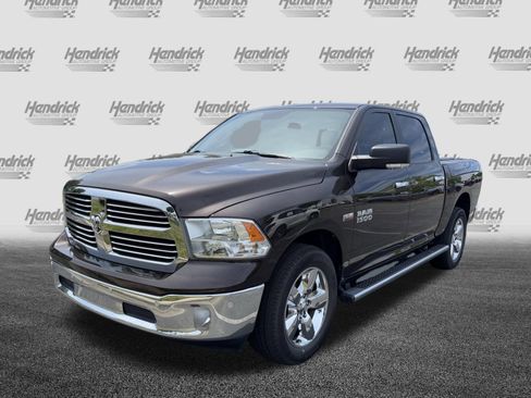 Used 2017 RAM 1500 Big Horn AWD/4WD image 7