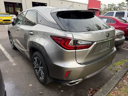 Used 2017 Lexus RX 350 FWD image 3