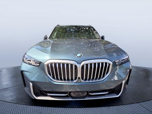 Used 2026 BMW X5 sDrive40i RWD image 2