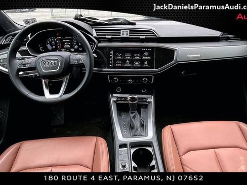 Used 2025 Audi Q3 2.0T Premium w/ Convenience Package AWD/4WD image 13