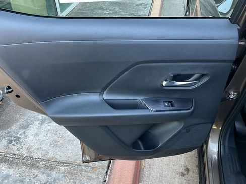 New 2026 Nissan Kicks SV image 17