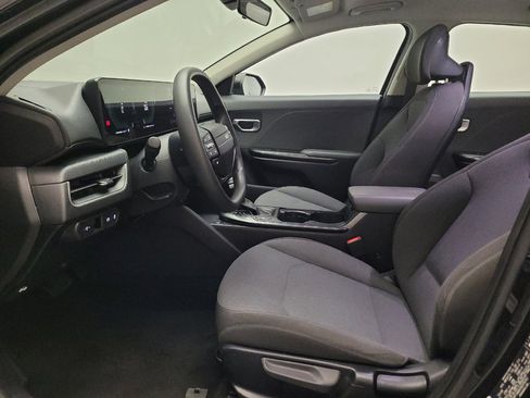 Used 2025 Kia K4 FWD image 17