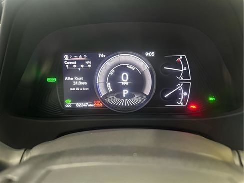 Used 2019 Lexus UX 250h w/ Premium Package AWD/4WD image 16