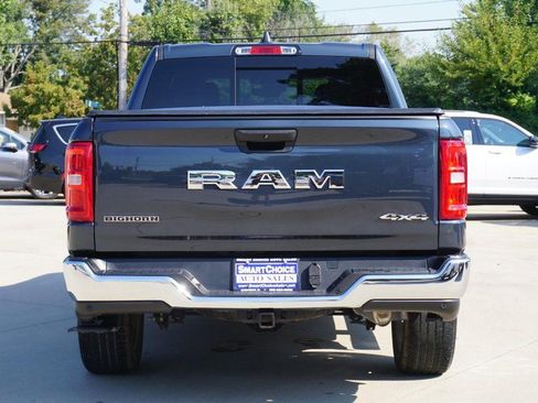 Used 2025 RAM 1500 Big Horn AWD/4WD image 4