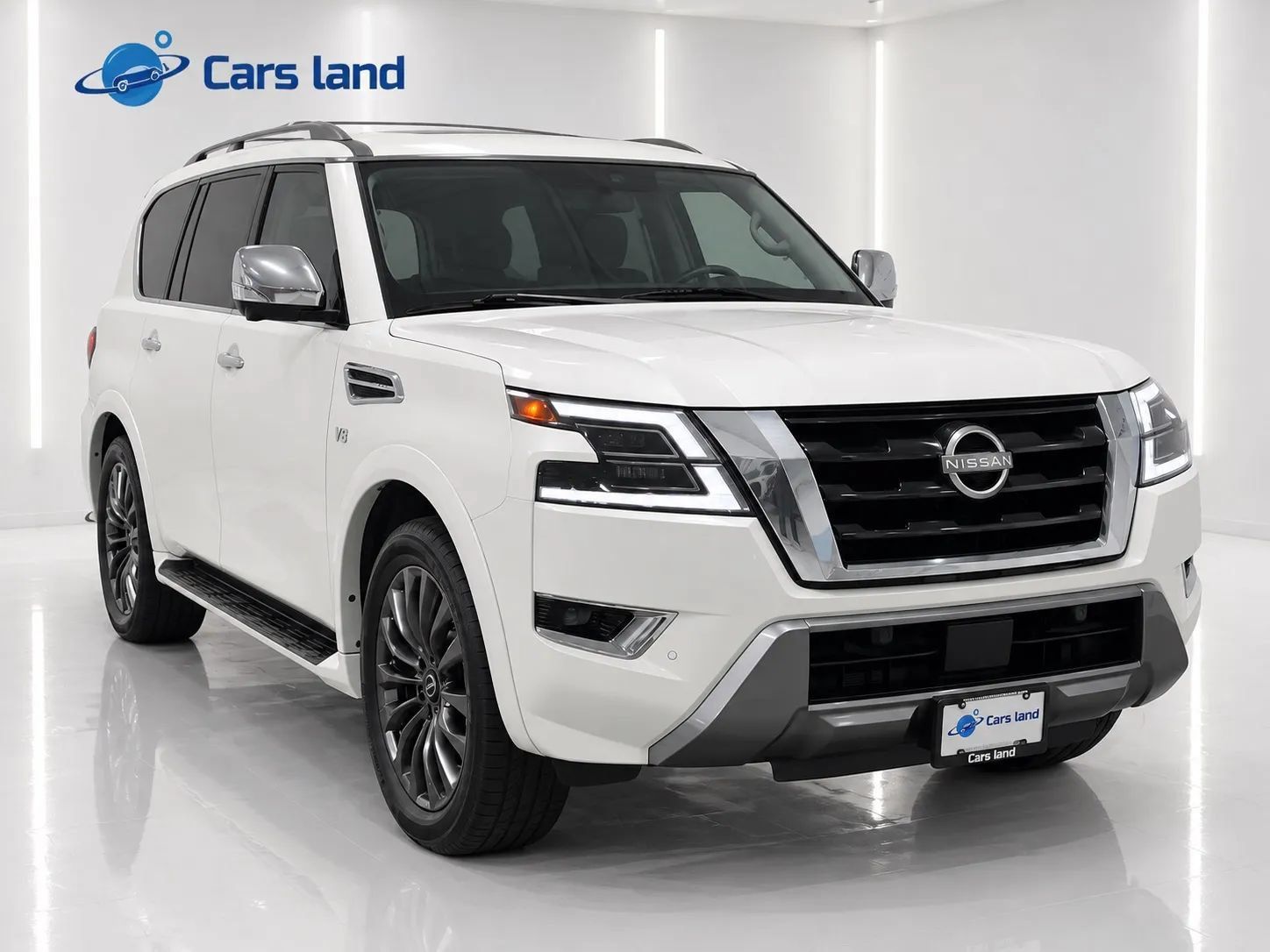 Used 2022 Nissan Armada Platinum w/ Captain's Chairs Package RWD image 1