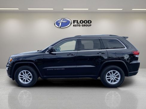 Used 2020 Jeep Grand Cherokee Laredo image 5