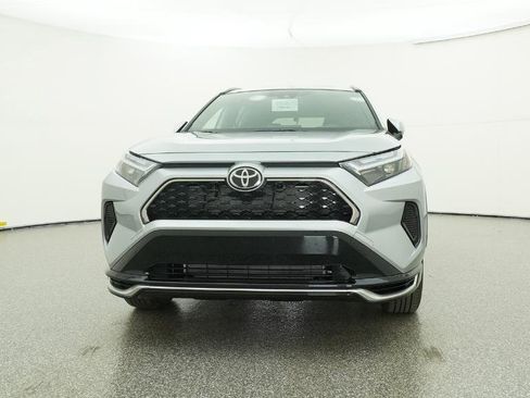 New 2025 Toyota RAV4 SE image 2