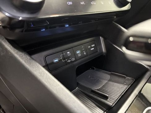 Used 2025 Hyundai Tucson SEL FWD image 25