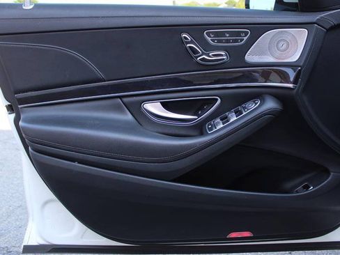 Used 2020 Mercedes-Benz S 450 Sedan image 11